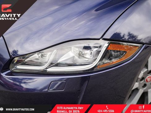 Used 2017 Jaguar XJ R-Sport image 4