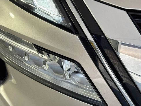 Used 2023 Nissan Rogue SL w/ SL Premium Package FWD image 41