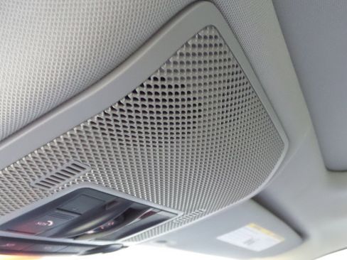 Used 2012 BMW X5 xDrive35d image 69