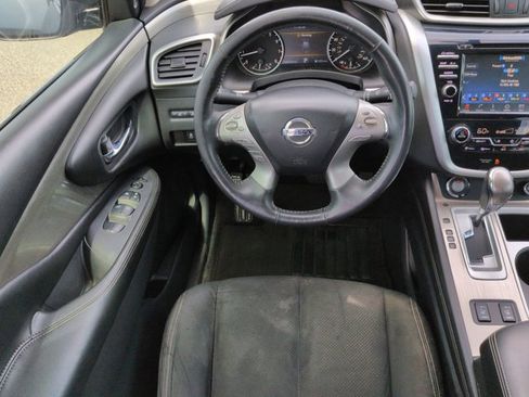 Used 2018 Nissan Murano SV w/ Premium Package FWD image 17