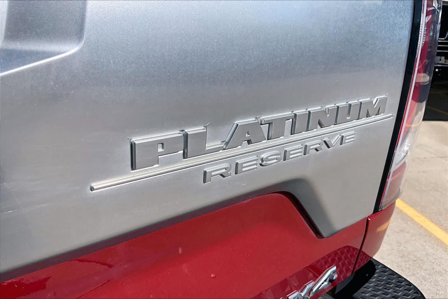 Used 2020 Nissan Titan Platinum Reserve w/ Moonroof Package AWD/4WD image 9