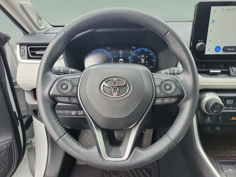Used 2023 Toyota RAV4 Limited image 9