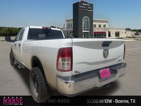 Used 2024 RAM 2500 Tradesman w/ Chrome Appearance Group AWD/4WD image 9