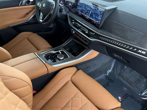 New 2026 BMW X5 xDrive40i AWD/4WD image 16