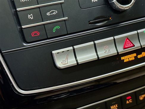 Used 2019 Mercedes-Benz GLS 450 4MATIC image 21