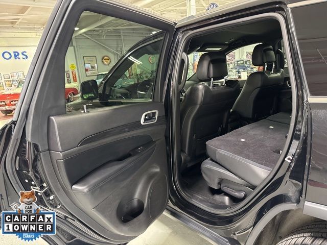 Used 2020 Jeep Grand Cherokee Laredo w/ Laredo X Package AWD/4WD image 31