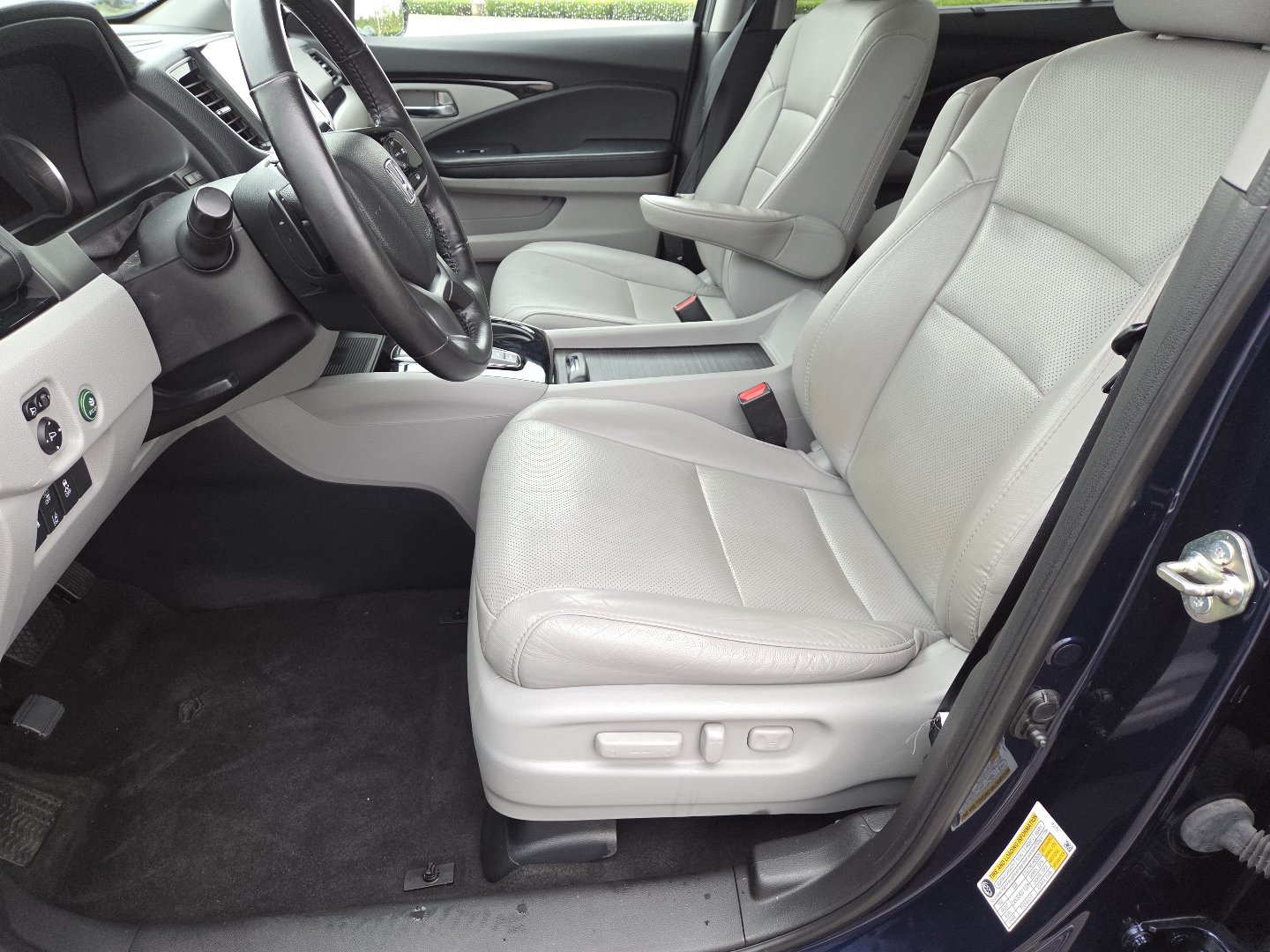 Used 2020 Honda Pilot Elite image 27