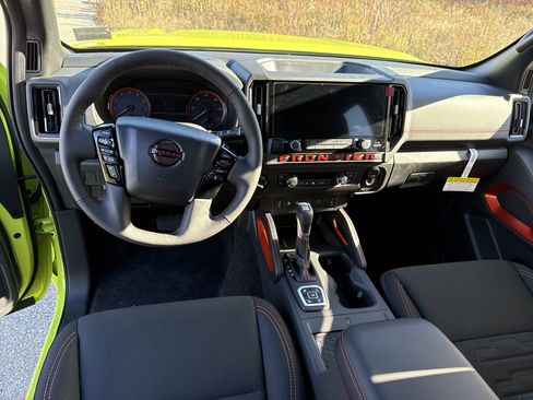 New 2026 Nissan Frontier PRO-4X w/ Pro-4x Convenience Package image 3