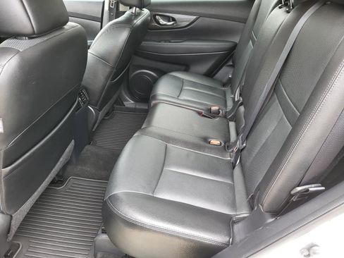 Used 2016 Nissan Rogue SL FWD image 13
