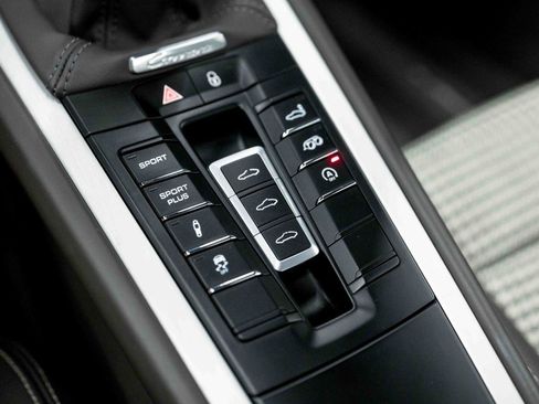 Used 2014 Porsche 911 Carrera S RWD image 60