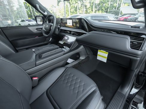 New 2026 INFINITI QX80 Autograph w/ Premium Cargo Package image 29