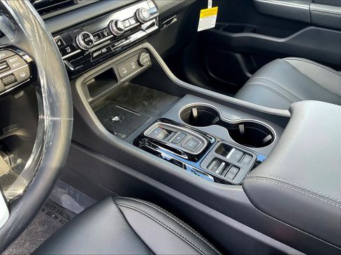 New 2026 Honda Pilot Touring image 14