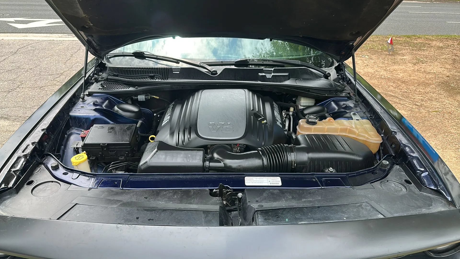 Used 2015 Dodge Challenger R/T Plus RWD image 9