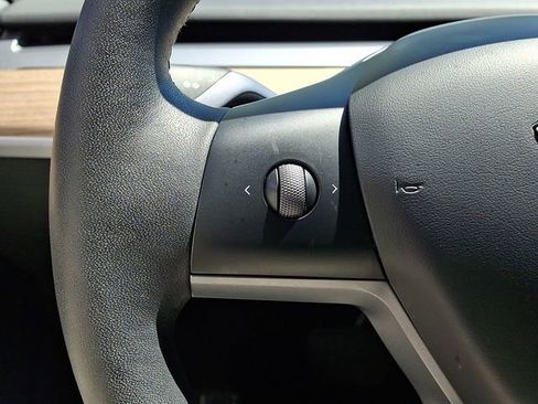 Used 2023 Tesla Model 3 Standard Range RWD image 23