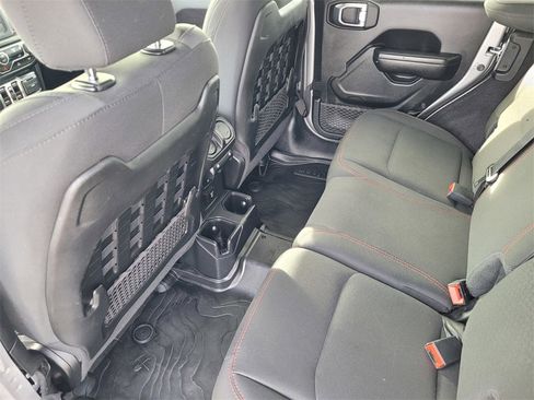 Used 2021 Jeep Wrangler Unlimited Rubicon image 10