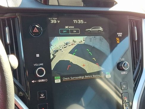 Used 2023 Subaru Outback Limited image 4