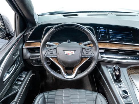 Used 2024 Cadillac Escalade Sport Platinum AWD/4WD image 58