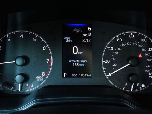 Used 2025 Toyota Corolla LE FWD image 6