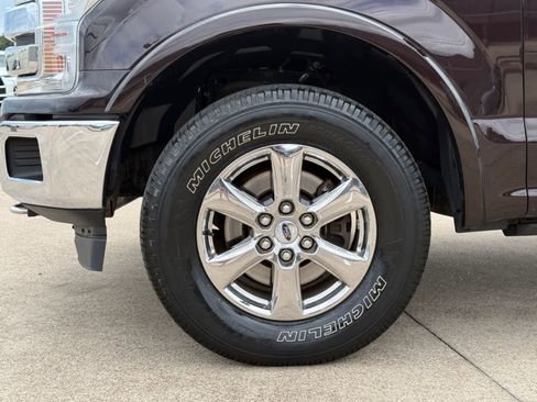 Used 2019 Ford F150 Lariat w/ Equipment Group 502A Luxury AWD/4WD image 23