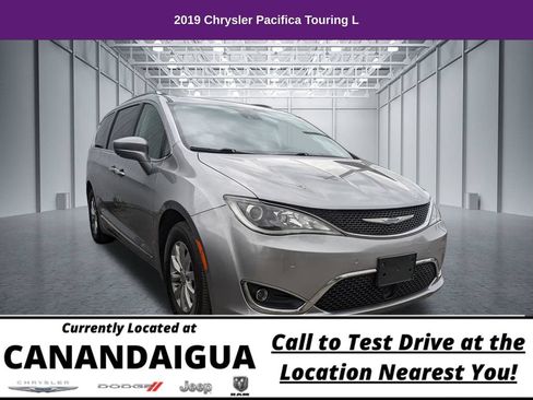 Used 2019 Chrysler Pacifica Touring-L w/ Advanced Safetytec Group FWD image 1