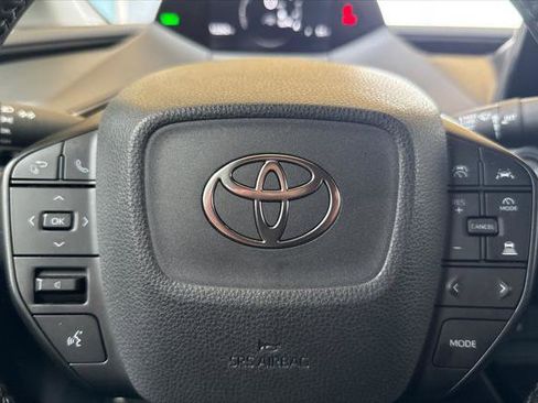 Certified 2025 Toyota Prius LE image 26