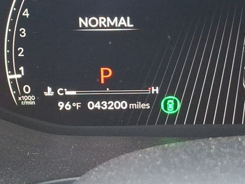 Used 2023 Acura MDX SH-AWD w/ Technology Package image 22