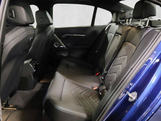 Used 2027 BMW 530i xDrive w/ Premium Package AWD/4WD image 17