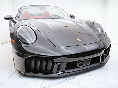 Used 2026 Porsche 911 Carrera 4 GTS AWD/4WD image 18