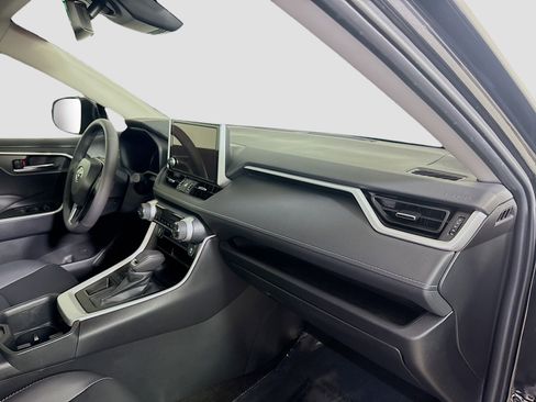 Used 2024 Toyota RAV4 XLE Premium FWD image 30