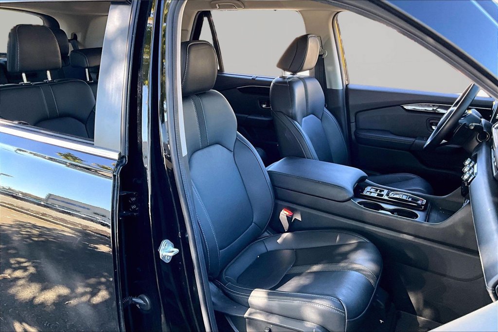 Used 2025 Honda Pilot EX-L image 22
