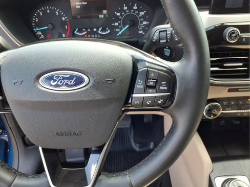 Used 2022 Ford Escape SEL AWD/4WD image 19