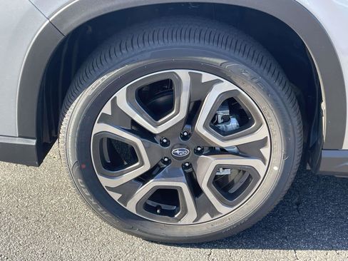 New 2025 Subaru Ascent Touring w/ Popular Package #2 image 18