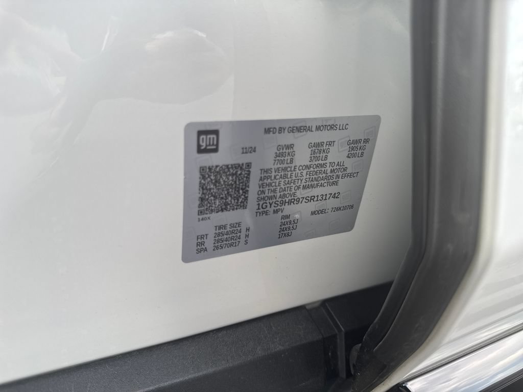 Used 2025 Cadillac Escalade V AWD/4WD image 29