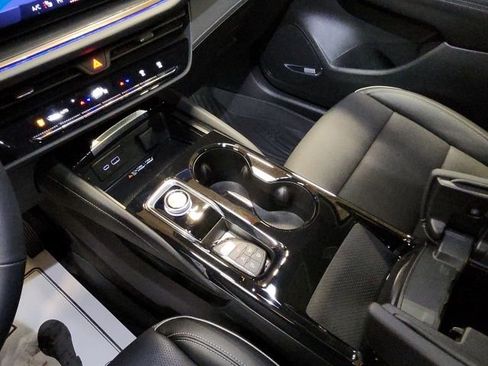 Certified 2024 Buick Envision Avenir image 17