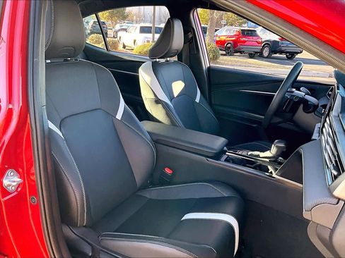 Certified 2025 Toyota Camry SE image 7