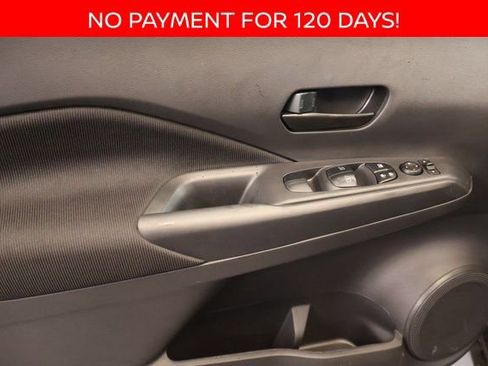 New 2025 Nissan Kicks Play S image 9