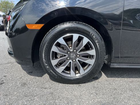 Used 2023 Honda Odyssey EX-L image 12