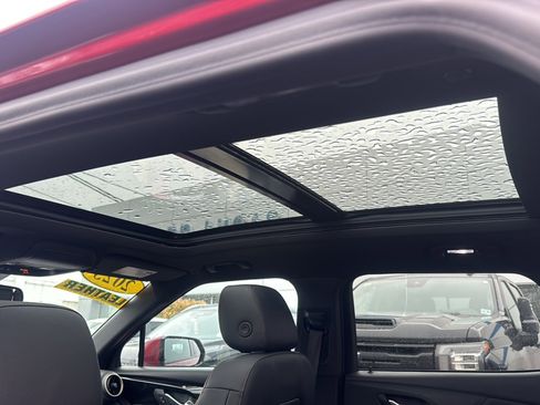 Used 2023 Chevrolet Blazer Premier w/ Enhanced Convenience Package image 43