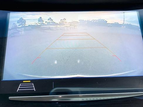 Used 2019 Cadillac XTS Luxury image 25