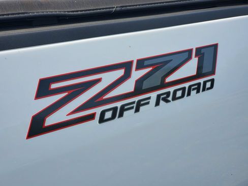 Used 2021 Chevrolet Colorado Z71 AWD/4WD image 5