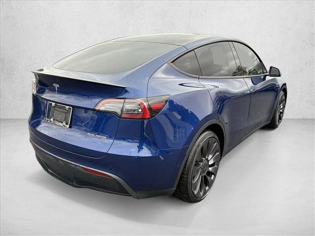 Used 2022 Tesla Model Y Performance AWD/4WD image 5