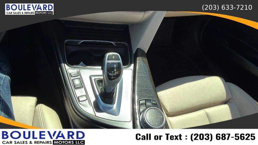 Used 2017 BMW 330i xDrive Sedan AWD/4WD image 17