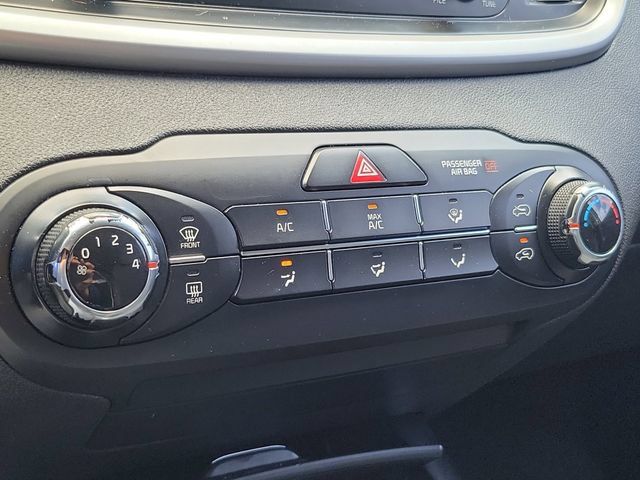 Used 2017 Kia Sorento FWD image 22