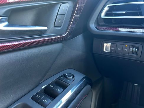 New 2026 Chevrolet Traverse Z71 w/ Driver Confidence Package AWD/4WD image 19