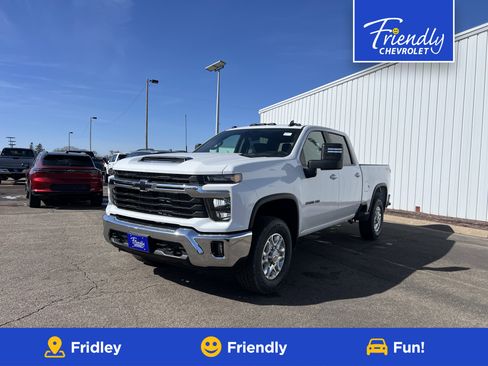 New 2026 Chevrolet Silverado 3500 LT image 1