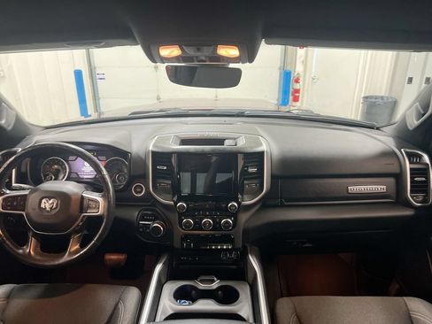 Used 2019 RAM 1500 Big Horn AWD/4WD image 10