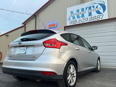 Used 2015 Ford Focus SE image 27