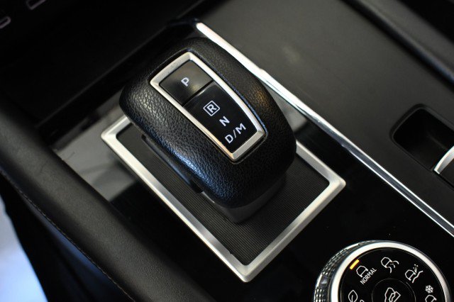 Used 2024 Mitsubishi Outlander ES AWD/4WD image 23