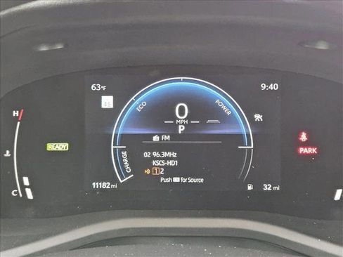 Used 2025 Toyota Camry LE w/ Convenience Package FWD image 10
