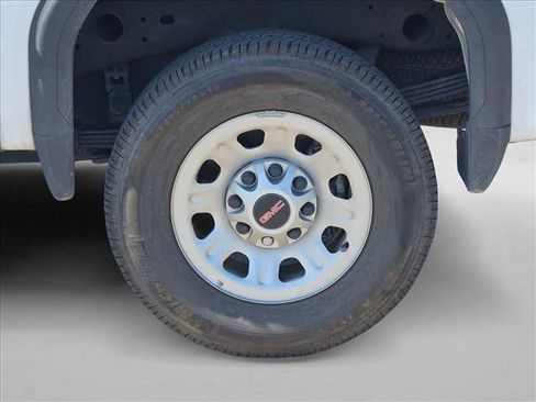Used 2025 GMC Sierra 2500 Pro AWD/4WD image 14